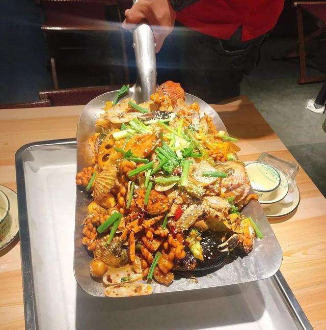 和林格尔手抓海鲜加盟